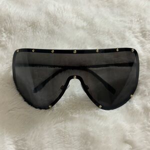 Fashion studded sunglasses size large